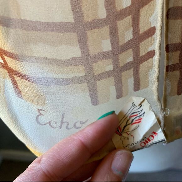 Vintage NOS ECHO Rectangular Brown Tan Silk Scarf Hand Rolled Hem - Picture 9 of 9